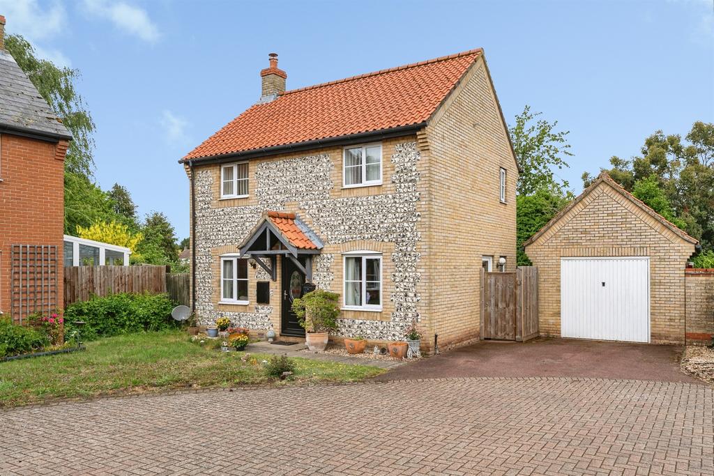 3 bedroom detached house for sale