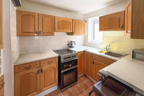 2 bedroom apartment for sale, The Maltings, Chard, Somerset, TA20