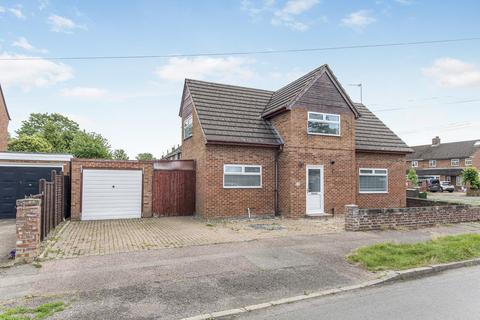3 bedroom house to rent, Gothic Way, Arlesey, Bedfordshire, SG15