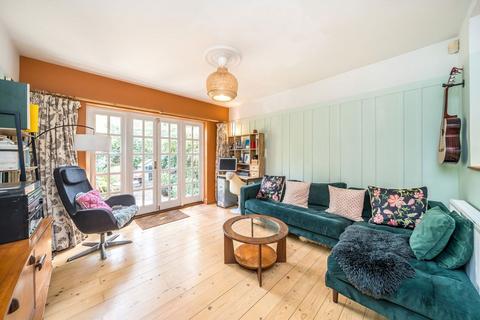 2 bedroom flat for sale, Calais Street, London SE5