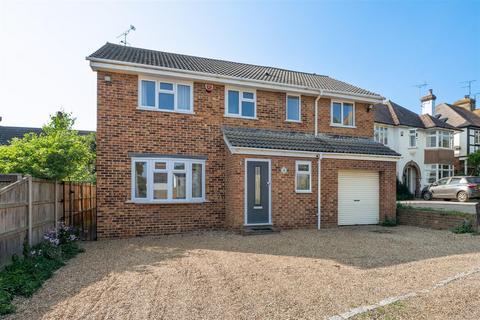 4 bedroom detached house to rent, Tower Road, Whitstable