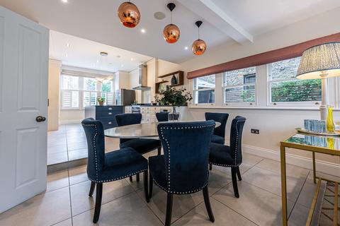 6 bedroom detached house for sale, Rylett Crescent, London, W12