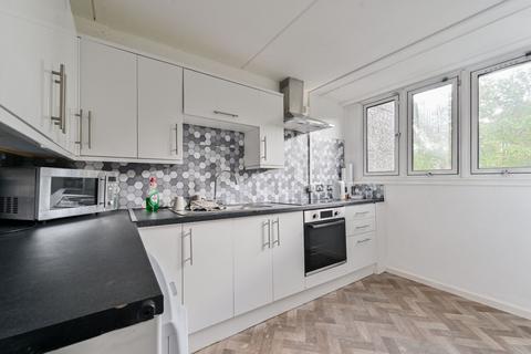Lucas Court, Battersea, London, SW11