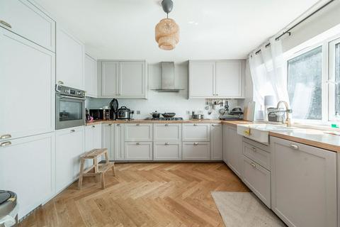 Caddis Close, Stanmore, Middlesex, HA7, Stanmore, HA7