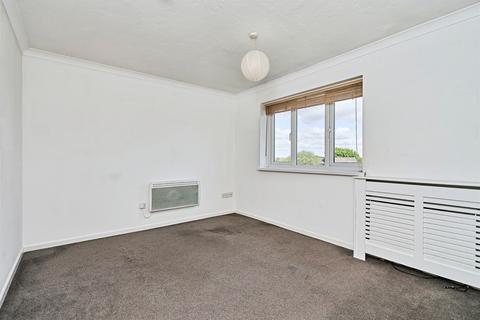 1 bedroom flat for sale, Old Port Close, Tipton