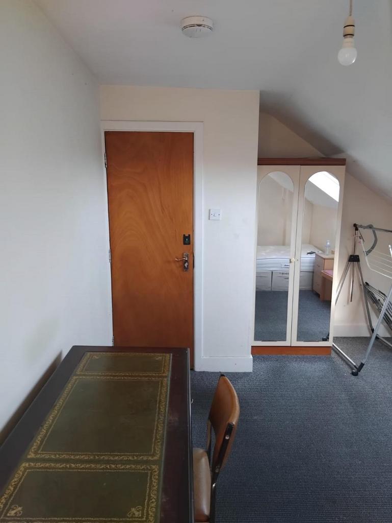 Otley Road – pohled 2