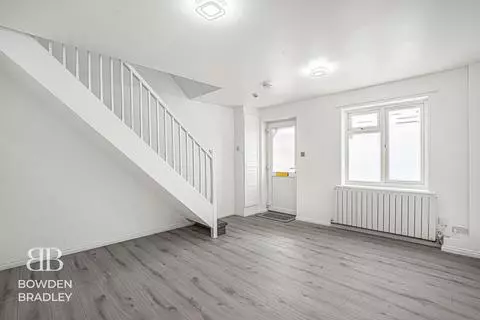 2 bedroom terraced house for sale – pohled 5