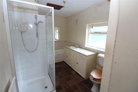 2 bedroom terraced house for sale, The Green, Leeds LS14