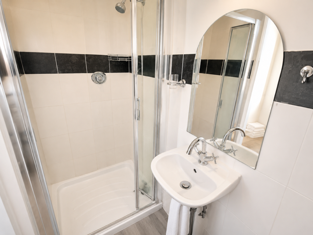 House in Newcastle upon Tyne, Byker - More