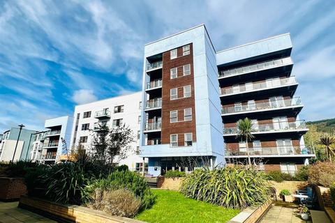 2 bedroom apartment for sale, Mariners Court Lamberts Road, Marina, Swansea