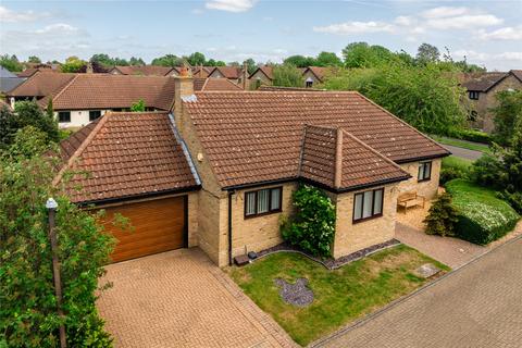 3 bedroom bungalow for sale, Celandine Court, Walnut Tree, Milton Keynes, Buckinghamshire, MK7