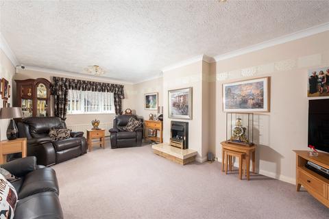 3 bedroom bungalow for sale, Celandine Court, Walnut Tree, Milton Keynes, Buckinghamshire, MK7