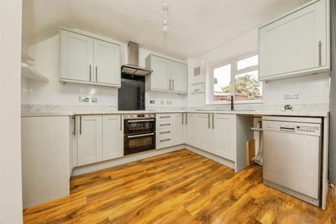 3 bedroom semi-detached house for sale, Wentworth Drive, Ipswich