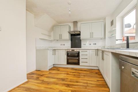 3 bedroom semi-detached house for sale, Wentworth Drive, Ipswich