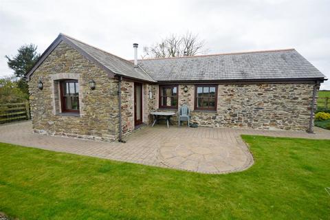 3 bedroom semi-detached house to rent, Trelagossick Farm, Ruan High Lanes