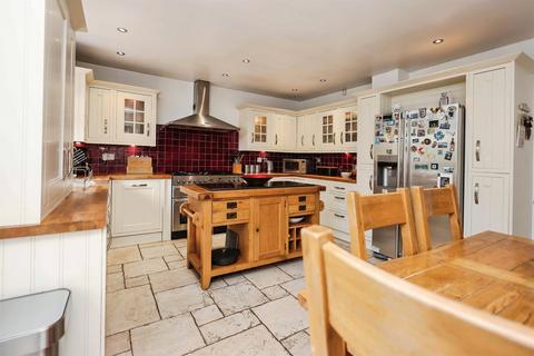 3 bedroom semi-detached house for sale, Bradford Road, Birmingham