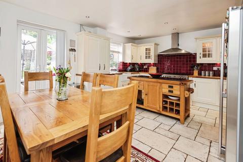 3 bedroom semi-detached house for sale, Bradford Road, Birmingham