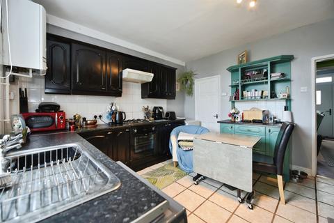 2 bedroom terraced house for sale, Mansfield Road, Killamarsh, Sheffield