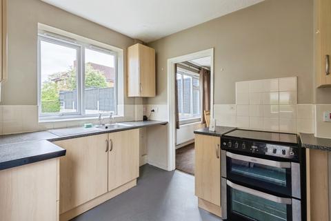 2 bedroom semi-detached house for sale, Eastwood Lane, Leeds