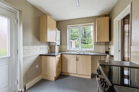 2 bedroom semi-detached house for sale, Eastwood Lane, Leeds