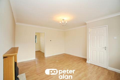 3 bedroom semi-detached house for sale, Hengoed Avenue, Cefn Hengoed, HENGOED