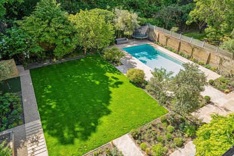 8 bedroom detached house to rent, Routh Road, London SW18