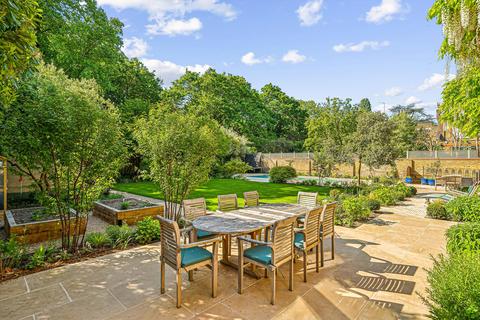 8 bedroom detached house to rent, Routh Road, London SW18