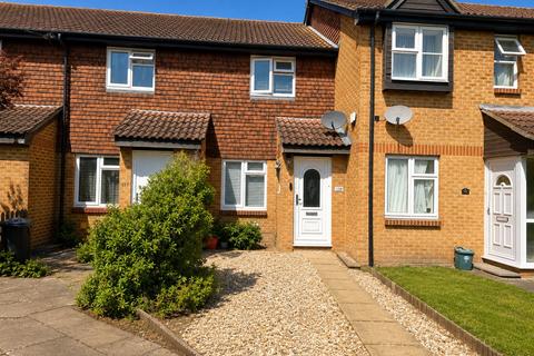 Abbotswood Way, Hayes, Greater London, UB3