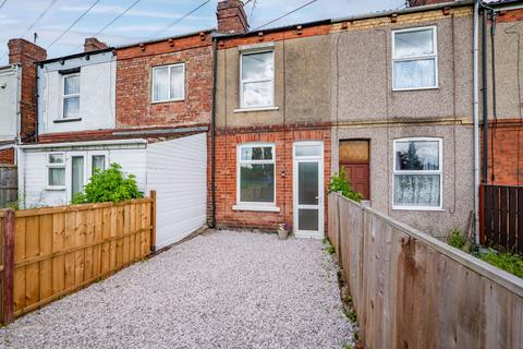 2 bedroom terraced house to rent, Park Street, Chesterfield S40