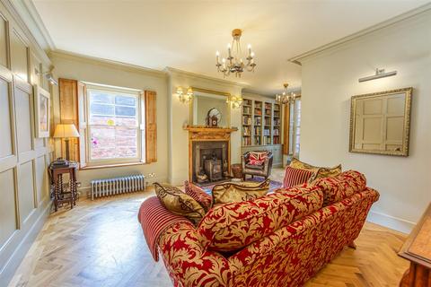 4 bedroom semi-detached house for sale, Cedar Cottage, 31 The Avenue, Penn, Wolverhampton