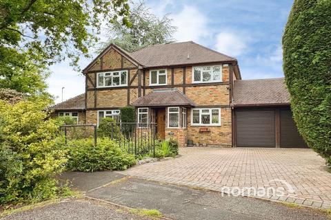 4 bedroom detached house for sale, Crosby Gardens, Yateley, Hampshire