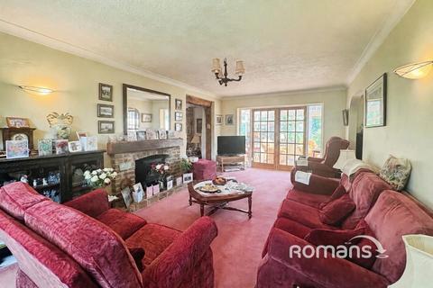 4 bedroom detached house for sale, Crosby Gardens, Yateley, Hampshire