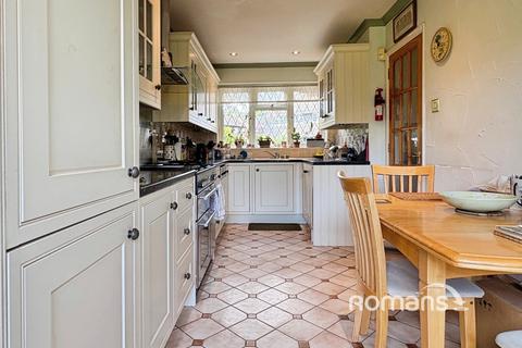 4 bedroom detached house for sale, Crosby Gardens, Yateley, Hampshire