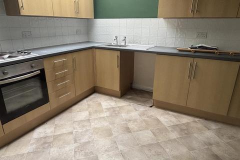 Studio to rent, Saltash