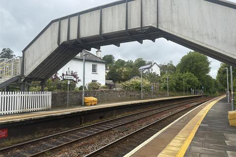 Studio to rent, Saltash
