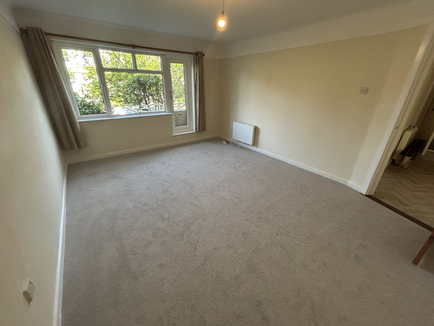 Boscombe Spa Road, Boscombe - View 4
