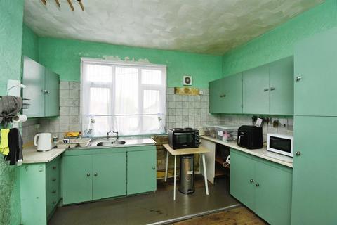 5 bedroom semi-detached house for sale, Wainfleet Road, Skegness