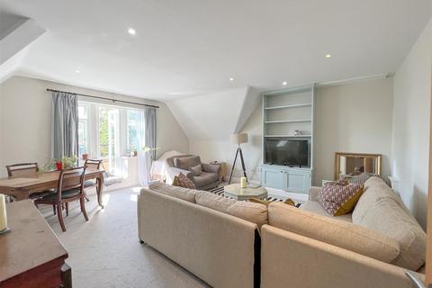 1 bedroom apartment for sale, Hyperion Court, Falmouth Avenue, Newmarket