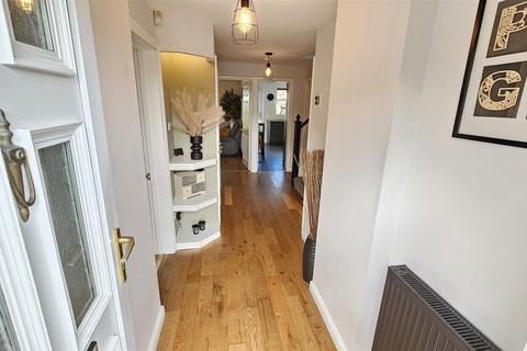 4 bedroom detached house for sale, Kestrel Drive, Bingham