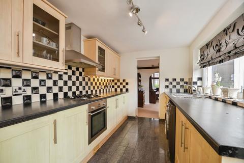 3 bedroom semi-detached house for sale, Lavender Road, Middlesbrough, North Yorkshire, TS3
