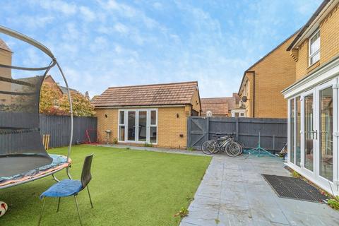 4 bedroom detached house for sale, Campion Close, Eagle Farm South, Milton Keynes, Buckinghamshire, MK17