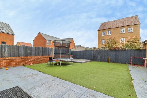 4 bedroom detached house for sale, Campion Close, Eagle Farm South, Milton Keynes, Buckinghamshire, MK17