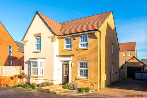 4 bedroom detached house for sale, Campion Close, Eagle Farm South, Milton Keynes, Buckinghamshire, MK17
