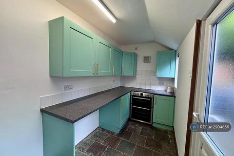 3 bedroom terraced house to rent, Dalestorth Street, Sutton-In-Ashfield, NG17