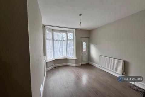 3 bedroom terraced house to rent, Dalestorth Street, Sutton-In-Ashfield, NG17