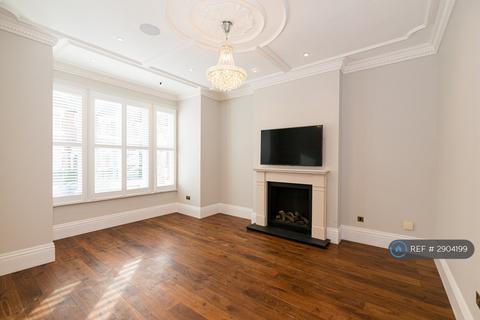 5 bedroom semi-detached house to rent, Bernard Gardens, London, SW19
