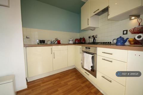 1 bedroom flat to rent, Newport Avenue, London, E14
