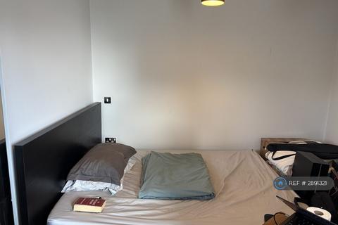 1 bedroom flat to rent, Newport Avenue, London, E14
