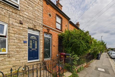 3 bedroom terraced house to rent, Elgar Road, Reading, Berkshire, RG2