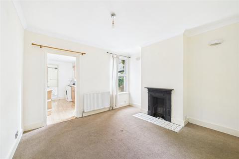 3 bedroom terraced house to rent, Elgar Road, Reading, Berkshire, RG2
